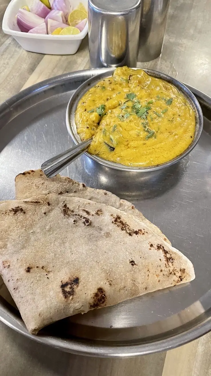 Pithla Bhakri