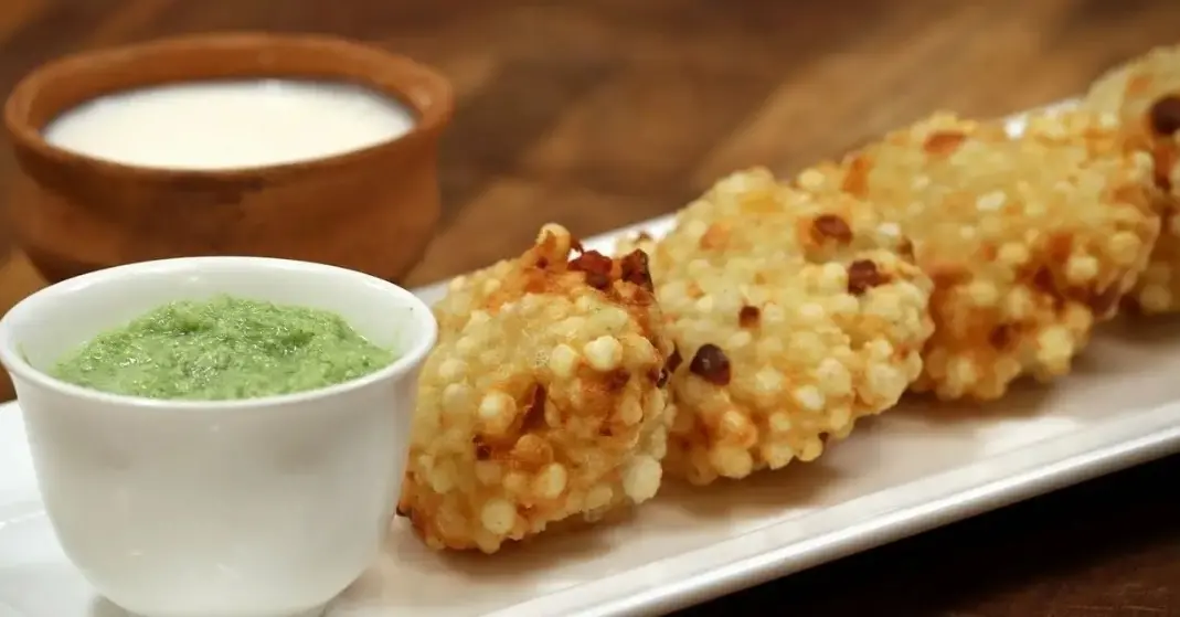 Mini Vrat Sabudana Vada   Curd