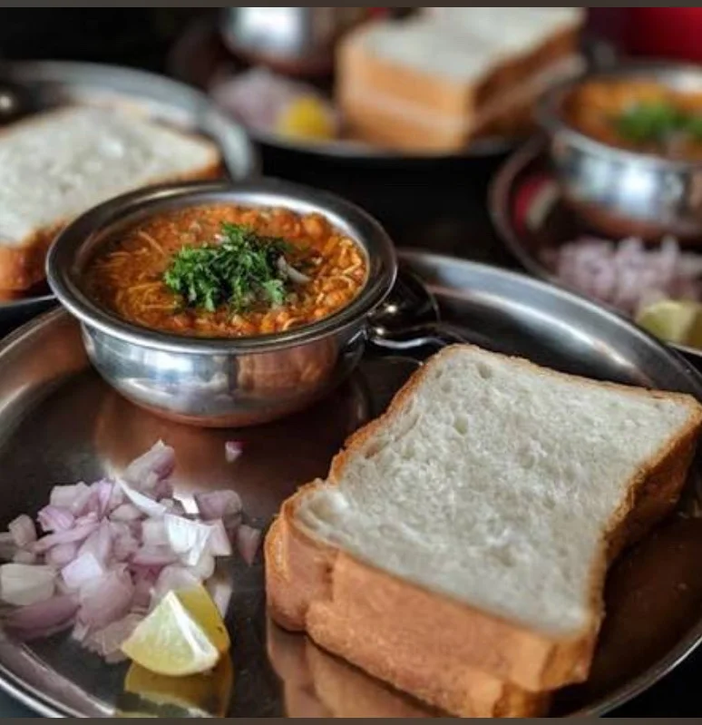 Misal Pav