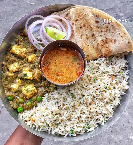 matar paneer platter