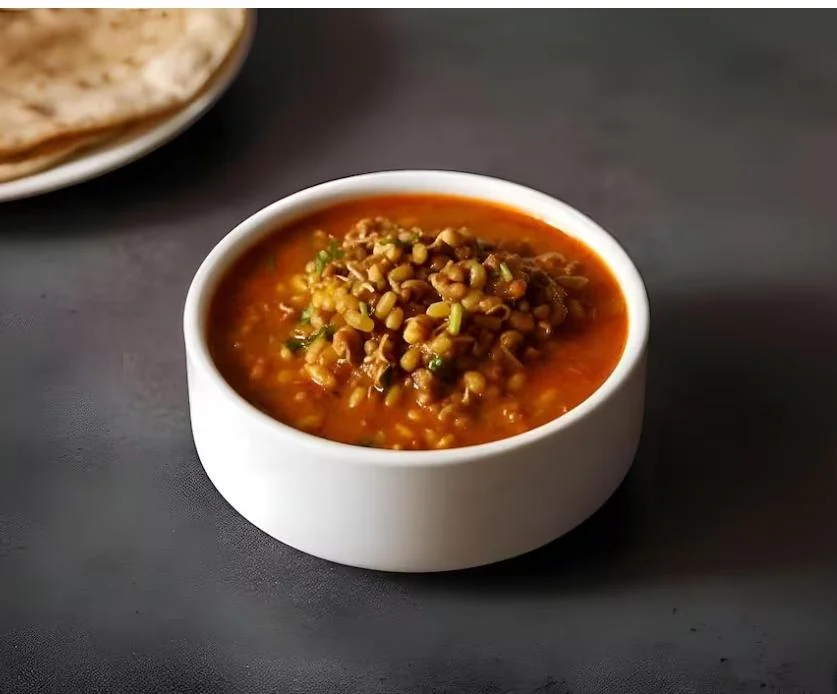 Matki Bowl