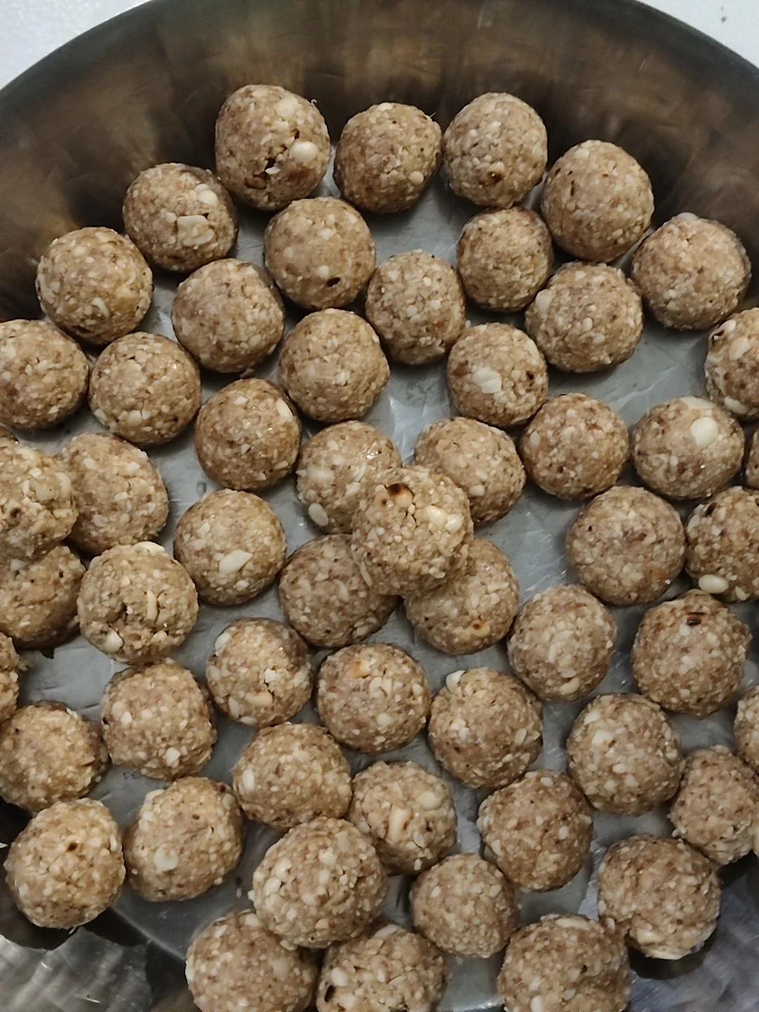 Shendana Laddu per kg