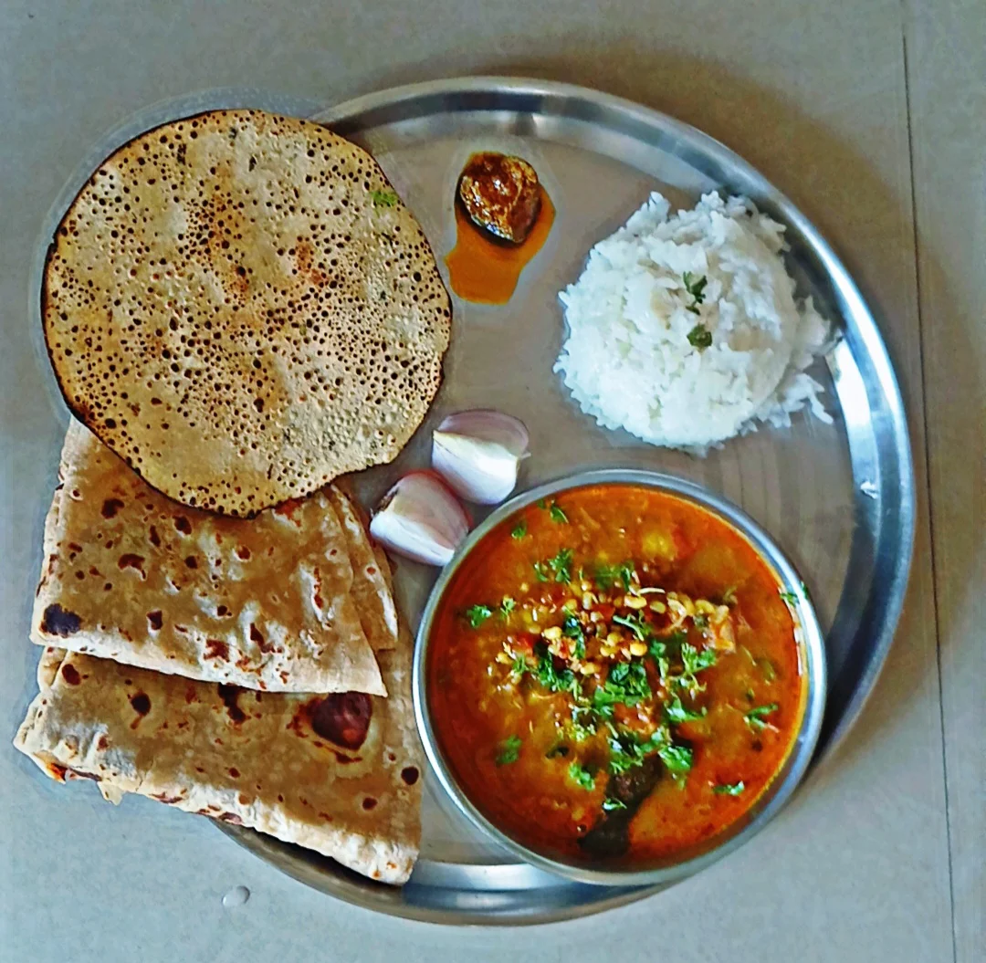 Matki two Chapati plain rice